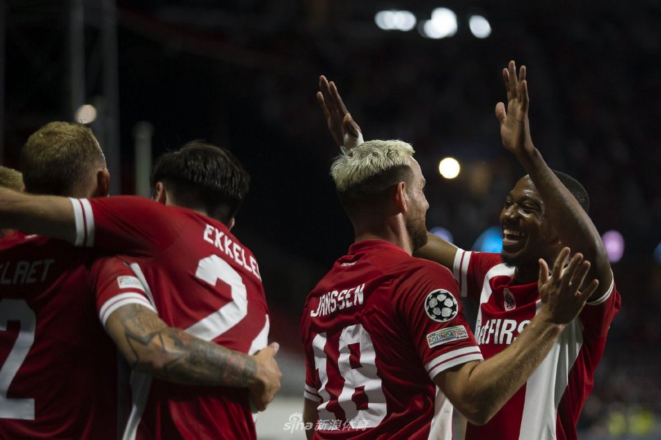 系列赛中出 系列赛中出